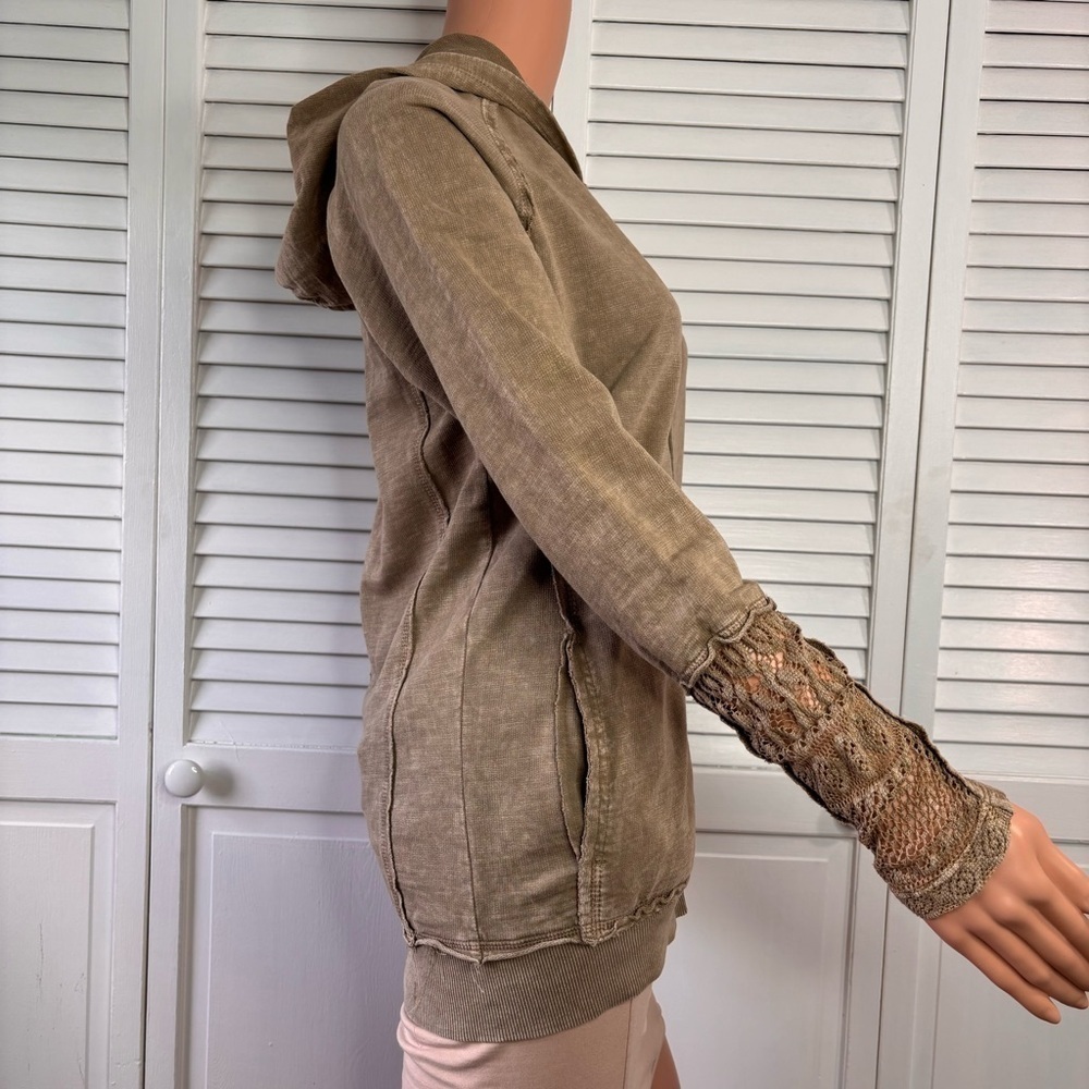 AFFLICTION Brown Zip Up Hooded Sweater Size Medium - Picture 4 of 8